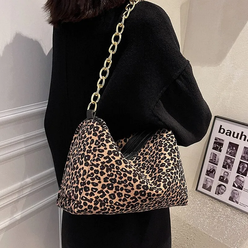 Christmas Gift [EAM] Handle Bag Female Wallet Retro PU Leather Lux Shoulder Bag New 2021 Fashion Shopper  Leopard Chain Clutch Autumn 18A5678