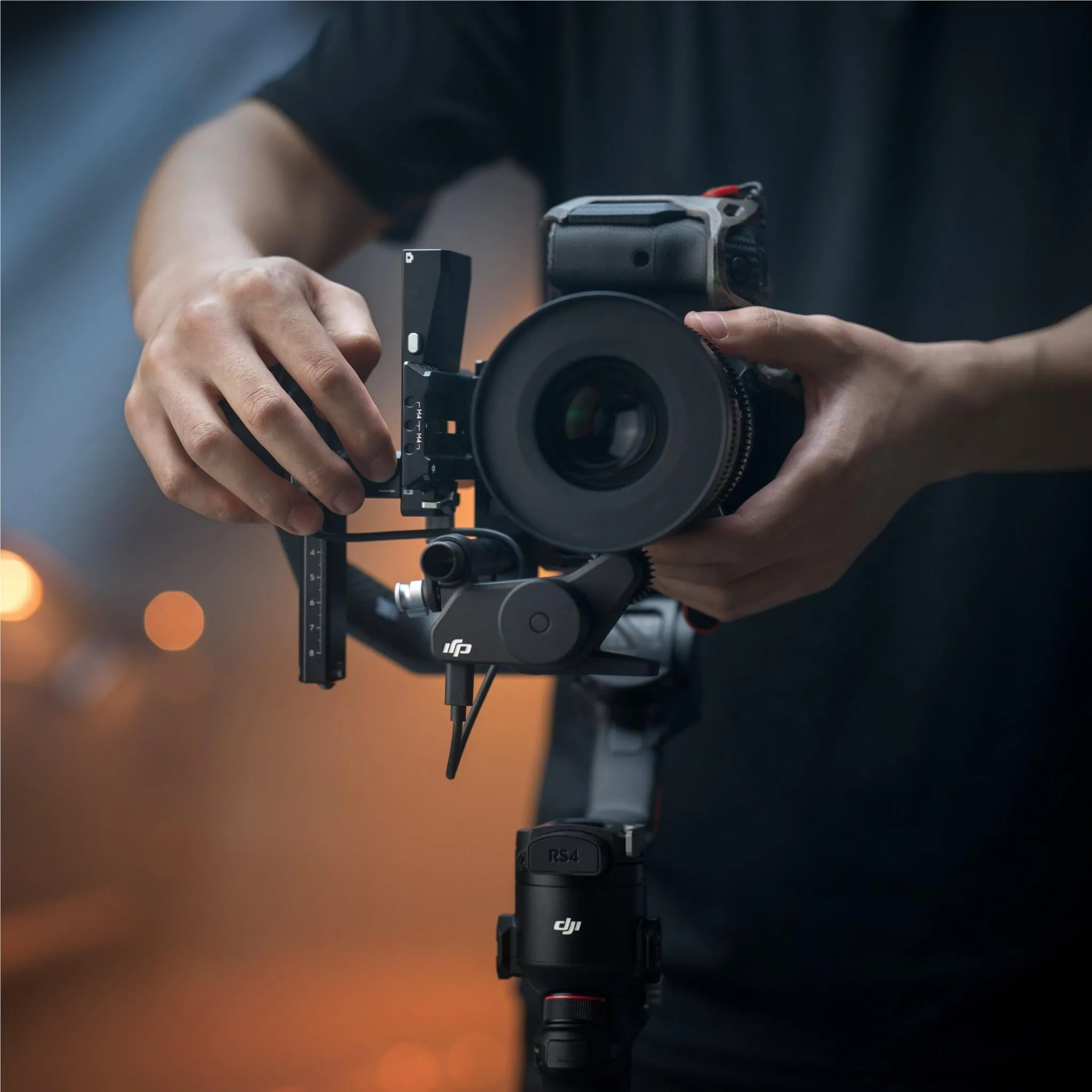 DJI RS4 Pro Gimbal Combo with Remote Transmission